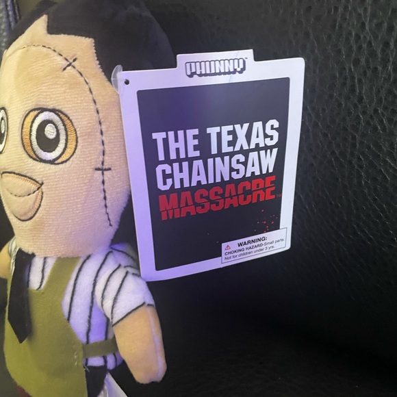 Texas Chainsaw Doll - Picture 2 of 3